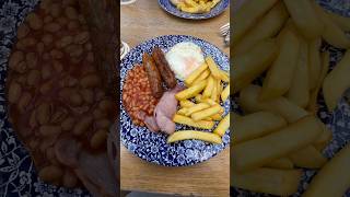 Americans try Wetherspoons in the UK for the first time ever london uk american foodreview [upl. by Inaboy]