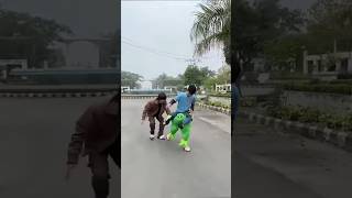 Kya pitai Kiya h🤣 comedy prank ytshorts pragyasingh12 funny comedyfilms sauravjoshivlogs [upl. by Chevalier]