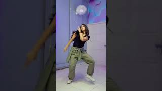 Tere hai tere hum 🥰🥰😍 ytshorts cutegirl dance [upl. by Jelene]