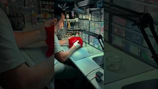 Pintando casco de Daredevil realizado en impresión3d pars un cliente impresion3d 3dprint [upl. by Teddman]