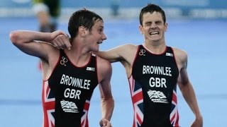 Jonny Brownlee helped over line by brother Alistair [upl. by Bidget506]