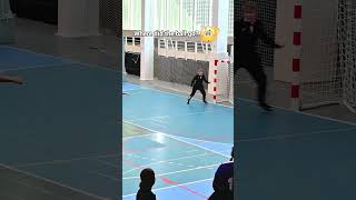 😅 where did the ball go handballskills handball handballgoalkeeper goaliesaves handballmoment [upl. by Nicolau570]