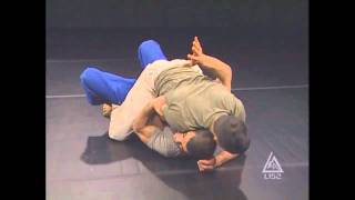 Gracie Combatives  Lesson 1  Slice 2 26 [upl. by Aisayt]