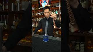 Ice cube 🧊🧊 in the Cocktail 🍻 shorts trending cocktail bartender viral reels youtubeshorts [upl. by Bellaude]