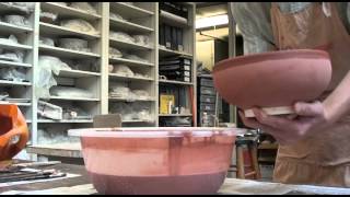 95 Glazing Some Chattering Textured Bowls with HsinChuen Lin [upl. by Deenya]