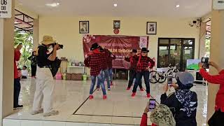 Cowboy Yodel Line dance Koreo Audrey Watson demo bybJunior RW 08 Medokan Ayu Sby [upl. by Lanevuj339]