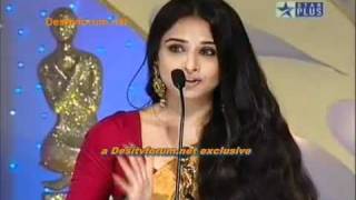 Diva Rekha at star screen awards 2010mpg [upl. by Nesnej]