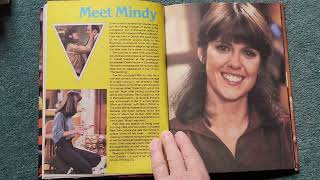 Mork and Mindy annual book 1980 Robin williams pam dawber mork tv tie in [upl. by Lewie]