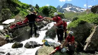 Bergung mittels DyneemaSeilbahn  Bergrettung Tirol [upl. by Oznole]