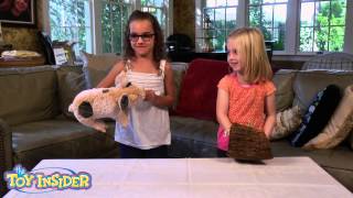 Folkmanis Hand Puppets Review from the Toy Insider Kids [upl. by Aelyk]