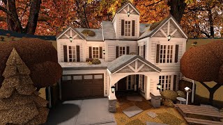 bloxburg  ꒰ 46k ꒱ 🤎 cozy two story autumn family home ꒰ exterior build ꒱ [upl. by Ariela]