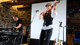 Elsa Jean McTaggart at The Salmon Bothy Portsoy Boat Festival [upl. by Wiencke]