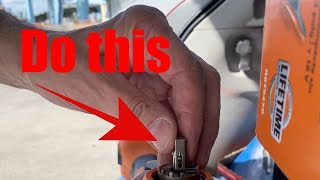 How to change a blade on a Ridgid 18v Oscillating saw [upl. by Schroeder]