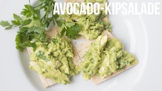 RECEPT AvocadoKipsalade  OhMyFoodness [upl. by Hurty]