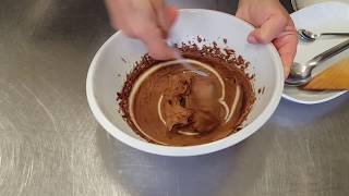 LA CREMA GANACHE AL CIOCCOLATO FONDENTE MONTATA di RITA CHEF [upl. by Nommad]