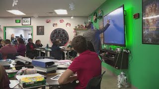 Middle school teacher is at the forefront of integrating artificial intelligence in the classroom [upl. by Hehre]