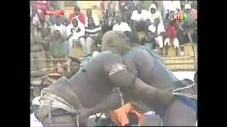 comba balla gaye 2 vs yekini 22 04 12 YouTube [upl. by Wiatt]