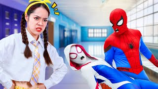 Chief Soyay Falls In Love with SpiderMan Sneaking into Hospital Has a Love Story with Spider Girl [upl. by Ber]