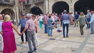 BESALÚPROVINCIA DE GIRONA [upl. by Hewe]