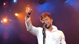 Ricky Martin Disparo Al Corazon A Medio Vivir En Mar Del Plata 25032016 [upl. by Anitsahs]