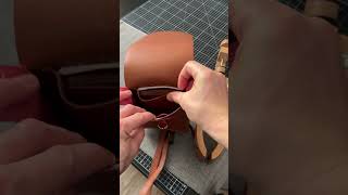 Leather Crossbody Bag Handmade Everyday Shoulder Purse v2 DIY Leather Craft Pattern [upl. by Chladek552]