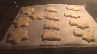 Biscotti di pasta frolla per NATALE Semplicissimi [upl. by Aikahc514]