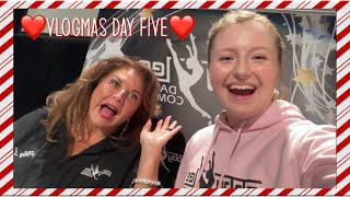 I MET ABBY LEE MILLER VLOGMAS DAY 5 [upl. by Stanleigh960]