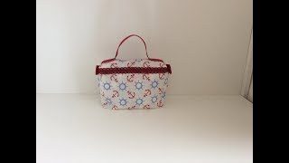 Coudre un petit sac de toilette  Tuto Couture Madalena [upl. by Aramo]