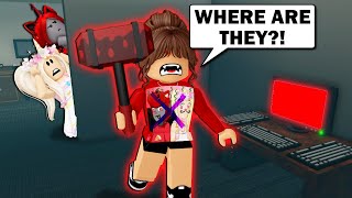 This BEAST Hates iamSanna And Moody In Flee The Facility Roblox [upl. by Wickham]