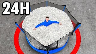 24 HEURES DANS UN TRAMPOLINE REMPLI DE CACAHUÈTES DEMBALLAGES [upl. by Eirrak]