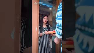 To kaise lagi jahar bali mithai trendingvideo comedy kotanewstoday comedyfilms funnycomedy [upl. by Harneen]