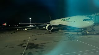 Trip Report EVA Air Boeing 777300 Royal Laurel Class Taipei to Houston [upl. by Bartko]