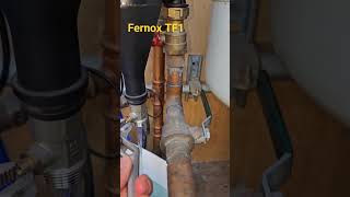 Fernox TF1 magnetic filter plumberslife fernox boiler [upl. by Eniamrehc]