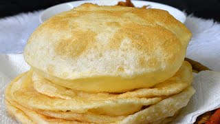 Poori Recipe Bazar Jesi sirf 3 Ingredients sai banaye  Perfect Soft Puri by Lively Cooking [upl. by Grata436]