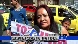 Antitaurinos protestan a las afueras de la Plaza La Santamaría [upl. by Hiltan]