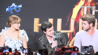 The Hunger Games Mall Tour  Stop 1 Westfield Century City 2012 Jennifer Lawrence Josh Hutcherson [upl. by Shamrao]