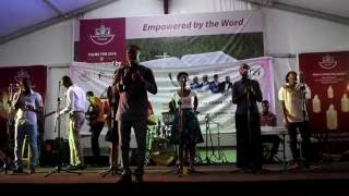 quotCasting Crownsquot Nathaniel Bassey Cover by Ps Emmitt Konadu  RHEMA 2016 Asbury Dunwell Church [upl. by Sainana]