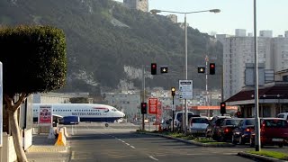 Gibraltar airport approach [upl. by Arahs]