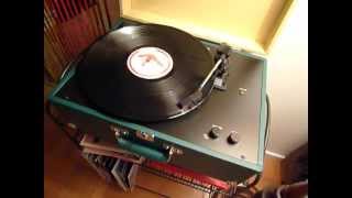 Crosley Green Keepsake Turntable [upl. by Hoyt716]