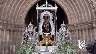 Salida de la Virgen de la Hiniesta Gloriosa  Corpus Christi Sevilla 2016 [upl. by Pierpont]