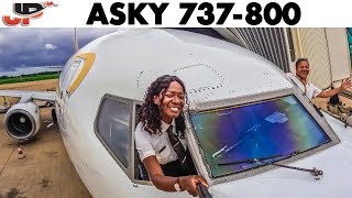 ASKY Cockpit Boeing 737 to Accra🇬🇭 Dakar🇸🇳 Lomé🇹🇬 Monrovia🇱🇷 Praia🇨🇻 [upl. by Brina396]