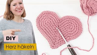 Herz häkeln  DIY Geschenk zum Valentinstag [upl. by Dredi]