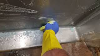 Cleaning a 1970s style Urinal [upl. by Fleck]