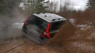 Volvo XC70 offroad 2023 Volvo XC70 P3 20072014 in deep mud Volvo AWD test DDrive [upl. by Anitnerolf]