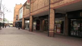 Birkenhead shops hit by recession [upl. by Glynn]