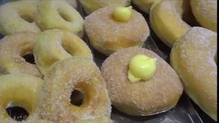 Ricetta Ciambelle e Bomboloni Fatte in casa  Corso di Pasticceria [upl. by Elvia212]