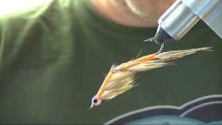 Fly Tyng Articulated Streamer for Big Trouts [upl. by Mikeb]