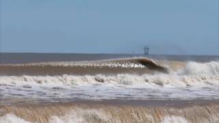 Matagorda Texas Surf 4302017  quotThe Banksquot [upl. by Nyroc72]