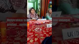 Menyerahkan berkas dari jalur prestasi undangan daddyharto videoshorts [upl. by Ecnarrat693]