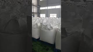 polyacrylamide in 800kg big bag polyacrylamide pakced in 900kg big bag [upl. by Yelsna791]